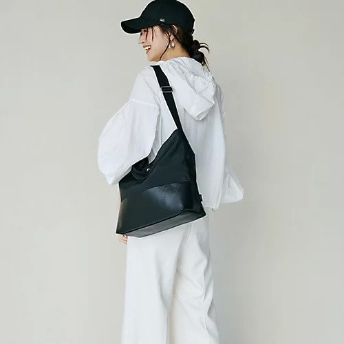 【トプカピ/TOPKAPI】の【Breath TOPKAPI】RIPPLE リプル リンクル ナイロン A4 ショルダーバッグ 人気、トレンドファッション・服の通販 founy(ファニー) 　ファッション　Fashion　レディースファッション　WOMEN　バッグ　Bag　クール　Cool　コンビ　Combination　軽量　Lightweight　ショルダー　Shoulder　人気　Popularity　ポケット　Pocket　エレガント 上品　Elegant　other-2|ID: prp329100004459106 ipo3291000000031251824