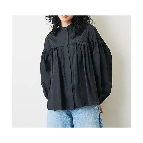 【ウィムガゼット/Whim Gazette】のタフタボリュームブラウス 人気、トレンドファッション・服の通販 founy(ファニー) 　ファッション　Fashion　レディースファッション　Fashion for Women　トップス・カットソー　Cut & Sew Tops　シャツ・ブラウス・オフィスカジュアル　Elegant Blouses & Button-Ups　2022年　2022　2022-2023秋冬・A/W　Autumn/Winter 2022–23 AW22–23　おすすめ　Recommended / Our Picks　イタリア　Italy　ギャザー　Gathered, Ruffled　シルク　Silk, 100% Silk　タフタ　Taffeta, Structured Fabric　other-2|ID: prp329100004459107 ipo3291000000031237830