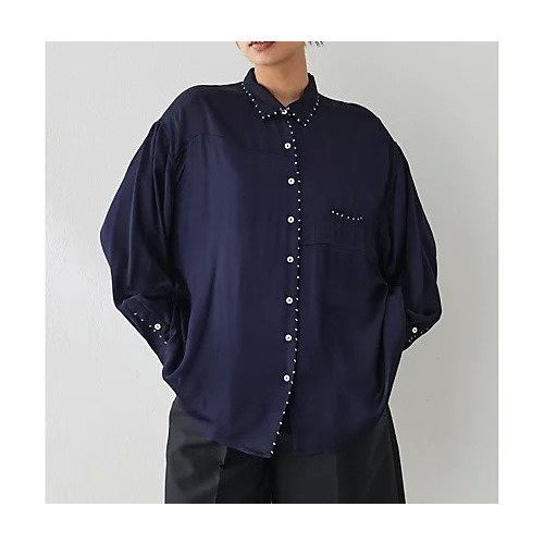 【ウィムガゼット/Whim Gazette】のサテンシシュウシャツ インテリア・キッズ・メンズ・レディースファッション・服の通販 founy(ファニー) https://founy.com/ ファッション Fashion レディースファッション Fashion for Women トップス・カットソー Cut & Sew Tops シャツ・ブラウス・オフィスカジュアル Elegant Blouses & Button-Ups 2025年 2025 2025春夏・S/S Spring/Summer 2025 SS25 サテン Satin, Glossy Fabric スペシャル Special, Limited Edition ハンド Hand, Handmade レース Lace, Lace Fabric エレガント 上品 Elegant |ID: prp329100004459156 ipo3291000000031212149