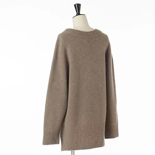 【ガリャルダガランテ/GALLARDAGALANTE】のVネックニット 人気、トレンドファッション・服の通販 founy(ファニー) 　ファッション　Fashion　レディースファッション　Fashion for Women　トップス・カットソー　Cut & Sew Tops　ニット　Knit Tops & Sweaters　Vネックトップス　V-Neck Tops / V-Cut Neckline Shirts　ホールガーメント　WholeGarment, Seamless Knit　人気　Popular, Best Seller　今季　This Season, Current Season　other-3|ID: prp329100004459325 ipo3291000000035912312