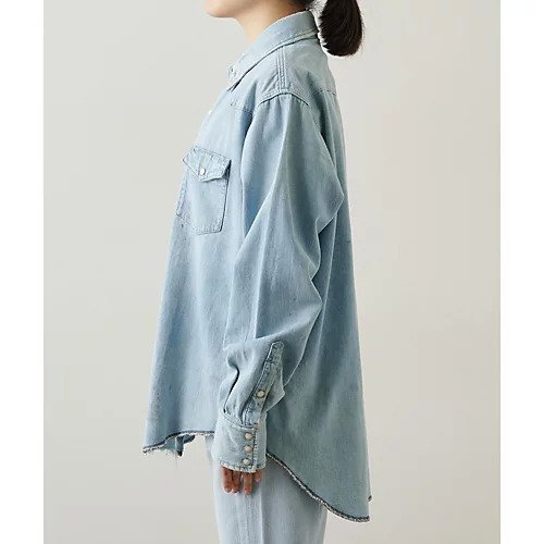 【ウィムガゼット/Whim Gazette】の【RED CARD TOKYO】Nelly デニムシャツ 人気、トレンドファッション・服の通販 founy(ファニー) 　ファッション　Fashion　レディースファッション　Fashion for Women　トップス・カットソー　Cut & Sew Tops　シャツ・ブラウス・オフィスカジュアル　Elegant Blouses & Button-Ups　ウエスタン　Western Style　ウォッシュ　Washed Finish　ヴィンテージ　Vintage Style　春　Spring　ダメージ　Distressed, Destroyed　デニム　Denim, Jeans Material　バランス　Balance, Style Balance　ユーズド　Used, Vintage-Look　リアル　Real, Realistic　リラックス　Relax, Relaxed Fit　ワーク　Workwear, Utility Style　A/W・秋冬　Autumn/Winter　S/S・春夏　SS, Spring/Summer, Warm Season　夏　Summer　2023春夏・S/S　Spring/Summer 2023 SS23　2023年　2023　other-3|ID: prp329100004459420 ipo3291000000031238109