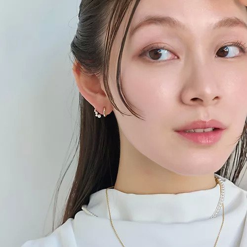 【フィービィー/phoebe】の【痛くないシリーズ】ミルキーウェイパールフロートライトフィットイヤリング 人気、トレンドファッション・服の通販 founy(ファニー) 　ファッション　Fashion　レディースファッション　Fashion for Women　ジュエリー　Jewelry　ファッションリング　Fashion Rings　イヤリング・フープ・ドロップタイプ　Hoop, Drop & Clip Earrings　おすすめ　Recommended / Our Picks　イヤリング　Earrings　イヤーカフ　Ear Cuffs　パール　Pearl, Pearl Accent　フープ　Hoop, Hoop Earrings　メタル　Metal, Metal Parts　軽量　Lightweight, Ultra Light　other-2|ID: prp329100004459460 ipo3291000000033948822
