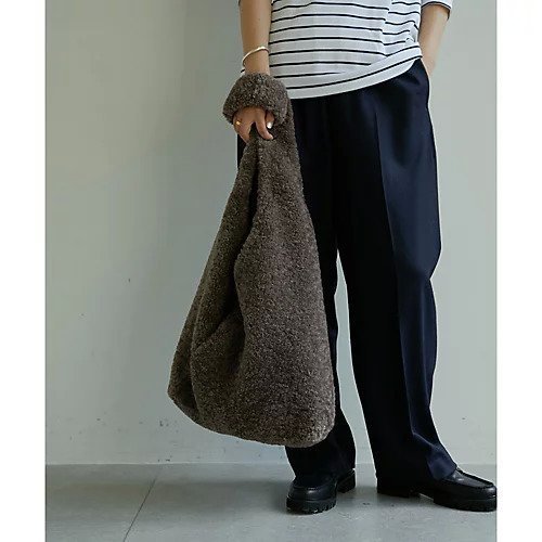 【ウィムガゼット/Whim Gazette】の【2.718】シアリングショルダー インテリア・キッズ・メンズ・レディースファッション・服の通販 founy(ファニー) https://founy.com/ ファッション Fashion レディースファッション Fashion for Women 2022年 2022 2022-2023秋冬・A/W Autumn/Winter 2022–23 AW22–23 おすすめ Recommended / Our Picks ビッグ Big, Oversized ポケット Pocket, Pocket Detail ルーズ Loose, Oversized |ID: prp329100004459568 ipo3291000000031213741