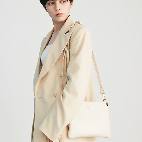 【トプカピ/TOPKAPI】のストライプベルト・レザー2wayショルダーバッグ インテリア・キッズ・メンズ・レディースファッション・服の通販 founy(ファニー) https://founy.com/ ファッション Fashion レディースファッション WOMEN バッグ Bag ベルト Belts ストライプ Stripe スポーティ Sporty ポケット Pocket |ID: prp329100004459580 ipo3291000000031213797