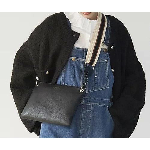 【トプカピ/TOPKAPI】のストライプベルト・レザー2wayショルダーバッグ インテリア・キッズ・メンズ・レディースファッション・服の通販 founy(ファニー) 　ファッション　Fashion　レディースファッション　WOMEN　バッグ　Bag　ベルト　Belts　ストライプ　Stripe　スポーティ　Sporty　ポケット　Pocket　ブラック|ID: prp329100004459580 ipo3291000000031589662