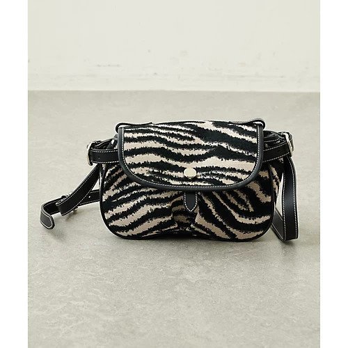 【ウィムガゼット/Whim Gazette】の【A VACATION】MINI KIKI ZEB 人気、トレンドファッション・服の通販 founy(ファニー) 　ファッション　Fashion　レディースファッション　Fashion for Women　コレクション　Collection, Seasonal Line　コンパクト　Compact, Small Size　ショルダー　Shoulder, Shoulder Strap　人気　Popular, Best Seller　モノトーン　Monotone, Black and White　2022年　2022　2022 春夏 S/S　Spring/Summer 2022 SS22　other-2|ID: prp329100004459595 ipo3291000000031238278