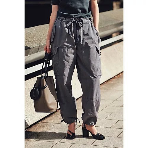 【メゾン マルジェラ/MAISON MARGIELA】のPANTS 人気、トレンドファッション・服の通販 founy(ファニー) 　ファッション　Fashion　レディースファッション　WOMEN　パンツ　Pants　2025年　2025　2025春夏・S/S　Ss,Spring/Summer,2025　カーゴパンツ　Cargo Pants　ドローストリング　Drawstring　フィット　Fit　ポケット　Pocket　エレガント 上品　Elegant　other-2|ID: prp329100004459602 ipo3291000000031252974