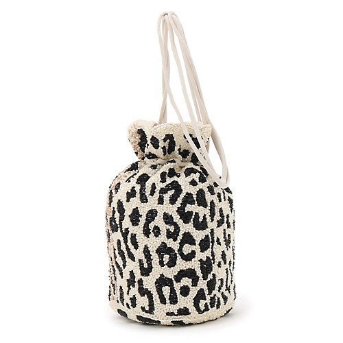 【ウィムガゼット/Whim Gazette】の【GANNI】ハンドビーズBAG 人気、トレンドファッション・服の通販 founy(ファニー) 　ファッション　Fashion　レディースファッション　Fashion for Women　バッグ　Bags　インド　Indian Textile　カラフル　Colorful Design　グラデーション　Gradient, Ombre　コレクション　Collection, Seasonal Line　巾着　Drawstring Bag, Kinchaku　シンプル　Simple, Minimal　スカラップ　Scallop, Scalloped Edge　ドローコード　Drawcord, Drawstring Cord　ニューヨーク　New York, NYC Style　ハンド　Hand, Handmade　フリル　Frill, Ruffle　プリント　Print, Printed Pattern　レオパード　Leopard, Animal Print　ロンドン　London Style, British Inspired　2022年　2022　2022-2023秋冬・A/W　Autumn/Winter 2022–23 AW22–23　エレガント 上品　Elegant　other-2|ID: prp329100004459634 ipo3291000000031238328