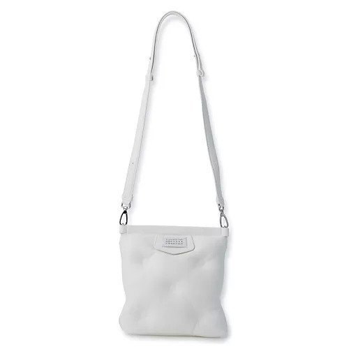 【メゾン マルジェラ/MAISON MARGIELA】のGLAM SLAM FLAT MESSANGER BAG インテリア・キッズ・メンズ・レディースファッション・服の通販 founy(ファニー) https://founy.com/ ファッション Fashion レディースファッション WOMEN バッグ Bag シンプル Simple フォルム Form プレーン Plane リュクス Luxe |ID: prp329100004459702 ipo3291000000031716251