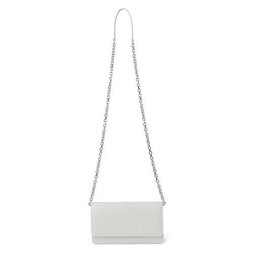 【メゾン マルジェラ/MAISON MARGIELA】のLARGE CHAIN WALLET インテリア・キッズ・メンズ・レディースファッション・服の通販 founy(ファニー) 　ファッション　Fashion　レディースファッション　WOMEN　ジップ　Zip　フラップ　Flap　Greige|ID: prp329100004459707 ipo3291000000031214410