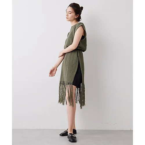 【ウィムガゼット/Whim Gazette】の【THE PAUSE】フリンジロングベスト 人気、トレンドファッション・服の通販 founy(ファニー) 　ファッション　Fashion　レディースファッション　Fashion for Women　アウター　Coat / Outerwear Collection　トップス・カットソー　Cut & Sew Tops　ベスト&ジレ / 重ね着スタイル　Vests & Gilets　ヴィンテージ　Vintage Style　畦　Ribbed Knit　グラデーション　Gradient, Ombre　今季　This Season, Current Season　スリット　Slit, Slit Detail　トレンド　Trend, Trending Now　ノースリーブ　Sleeveless, No-Sleeve　フリンジ　Fringe, Tassel　ボトム　Bottoms, Lower Wear　ワーク　Workwear, Utility Style　夏　Summer　2023春夏・S/S　Spring/Summer 2023 SS23　2023年　2023　other-3|ID: prp329100004459754 ipo3291000000031238461