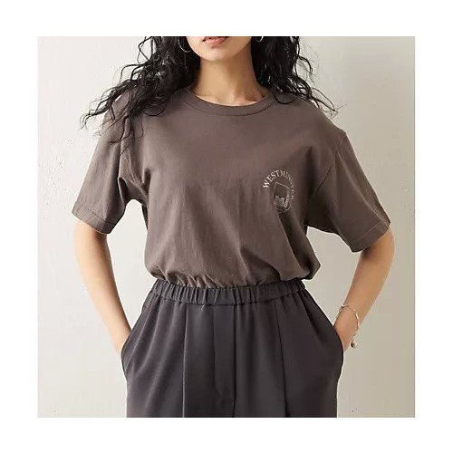 【ウィムガゼット/Whim Gazette】のエンブレムプリントTシャツ インテリア・キッズ・メンズ・レディースファッション・服の通販 founy(ファニー) 　ファッション　Fashion　レディースファッション　WOMEN　トップス・カットソー　Tops/Tshirt　シャツ/ブラウス　Shirts/Blouses　ロング / Tシャツ　T-Shirts　2023年　2023　2023春夏・S/S　Ss,Spring/Summer,2023　インナー　Inner　カットソー　Cut And Sew　シンプル　Simple　ジャケット　Jacket　プリント　Print　ロング　Long　ワイド　Wide　ワンポイント　One Point　半袖　Short Sleeve　夏　Summer　チャコールグレー|ID: prp329100004459813 ipo3291000000031214940