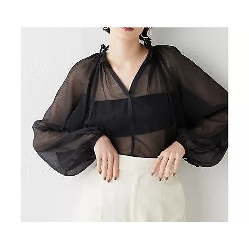 【ウィムガゼット/Whim Gazette】のシルクコットンギャザーブラウス インテリア・キッズ・メンズ・レディースファッション・服の通販 founy(ファニー) https://founy.com/ ファッション Fashion レディースファッション Fashion for Women トップス・カットソー Cut & Sew Tops シャツ・ブラウス・オフィスカジュアル Elegant Blouses & Button-Ups 2023年 2023 2023春夏・S/S Spring/Summer 2023 SS23 インナー Innerwear ギャザー Gathered, Ruffled クラシカル Classical, Vintage-Inspired シアー Sheer, See-Through シルク Silk, 100% Silk スキッパー Skipper, Open Collar フェミニン Feminine, Girly ボトム Bottoms, Lower Wear エレガント 上品 Elegant 夏 Summer |ID: prp329100004459816 ipo3291000000031214953