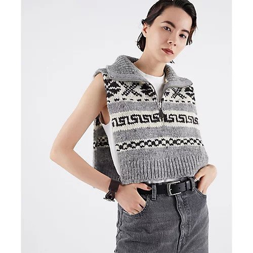 【ウィムガゼット/Whim Gazette】の【GEMINI】ローゲージニットベスト 人気、トレンドファッション・服の通販 founy(ファニー) 　ファッション　Fashion　レディースファッション　Fashion for Women　アウター　Coat / Outerwear Collection　トップス・カットソー　Cut & Sew Tops　ニット　Knit Tops & Sweaters　ベスト&ジレ / 重ね着スタイル　Vests & Gilets　ジップ　Zip, Zipper　ストール　Stole, Wrap　手編み　Hand-Knitted, Handmade Knit　ノースリーブ　Sleeveless, No-Sleeve　ハイネック　High Neck, Mock Neck　ボックス　Boxy, Box Shape　半袖　Short Sleeve, Half Sleeve　マフラー　Scarf, Muffler　2023年　2023　2023-2024秋冬・A/W　Autumn/Winter 2023–24 AW23–24　 other-1|ID: prp329100004459984 ipo3291000000031216069