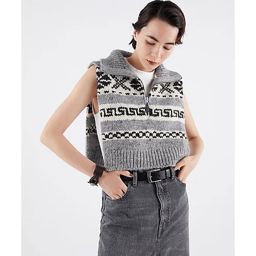 【ウィムガゼット/Whim Gazette】の【GEMINI】ローゲージニットベスト 人気、トレンドファッション・服の通販 founy(ファニー) 　ファッション　Fashion　レディースファッション　Fashion for Women　アウター　Coat / Outerwear Collection　トップス・カットソー　Cut & Sew Tops　ニット　Knit Tops & Sweaters　ベスト&ジレ / 重ね着スタイル　Vests & Gilets　ジップ　Zip, Zipper　ストール　Stole, Wrap　手編み　Hand-Knitted, Handmade Knit　ノースリーブ　Sleeveless, No-Sleeve　ハイネック　High Neck, Mock Neck　ボックス　Boxy, Box Shape　半袖　Short Sleeve, Half Sleeve　マフラー　Scarf, Muffler　2023年　2023　2023-2024秋冬・A/W　Autumn/Winter 2023–24 AW23–24　other-3|ID: prp329100004459984 ipo3291000000031238772