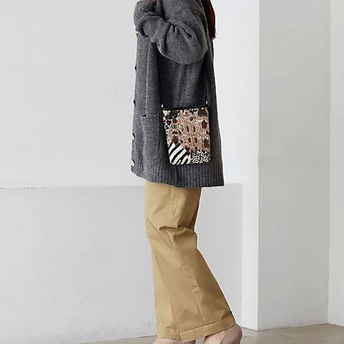 【トプカピ/TOPKAPI】の【TREASURE TOPKAPI】アニマルジャガード ミニポシェット ショルダーバッグ 人気、トレンドファッション・服の通販 founy(ファニー) 　ファッション　Fashion　レディースファッション　WOMEN　バッグ　Bag　アニマル　Animal　スマート　Smart　ハンカチ　Handkerchief　パッチワーク　Patchwork　フランス　France　ポシェット　Pochette　エレガント 上品　Elegant　A/W・秋冬　Aw・Autumn/Winter・Fw・Fall-Winter　財布　Wallet　other-3|ID: prp329100004460015 ipo3291000000031238820