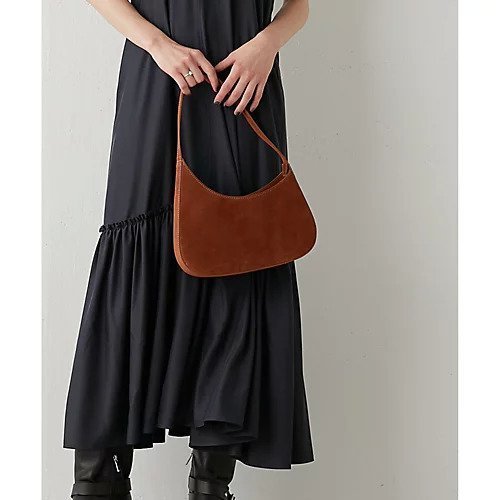 【ウィムガゼット/Whim Gazette】の【Hoaw.】スエードワンショルダーバッグ 人気、トレンドファッション・服の通販 founy(ファニー) 　ファッション　Fashion　レディースファッション　WOMEN　バッグ　Bag　アクセサリー　Accessories　シューズ　Shoes　ショルダー　Shoulder　シンプル　Simple　スエード　Suede　スリーブ　Sleeve　フォルム　Form　モダン　Modern　2023年　2023　2023-2024秋冬・A/W　Aw/Autumn/Winter//Fw/Fall-Winter/2023-2024　エレガント 上品　Elegant　 other-1|ID: prp329100004460072 ipo3291000000031216677