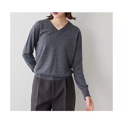 【ウィムガゼット/Whim Gazette】の【WEB限定カラーあり】14Gテンジク Vネックプルオーバー インテリア・キッズ・メンズ・レディースファッション・服の通販 founy(ファニー) 　ファッション　Fashion　レディースファッション　Fashion for Women　トップス・カットソー　Cut & Sew Tops　カジュアルプルオーバー・ニットトップス　Pullovers & Knit Tops / Casual Pullovers　Vネックトップス　V-Neck Tops / V-Cut Neckline Shirts　アンサンブル　Ensemble Set　カーディガン　Cardigan, Knitwear　コンパクト　Compact, Small Size　シンプル　Simple, Minimal　スタンダード　Standard, Basic　ストール　Stole, Wrap　ベーシック　Basic, Essential　ボトム　Bottoms, Lower Wear　おすすめ　Recommended / Our Picks　2023年　2023　2023-2024秋冬・A/W　Autumn/Winter 2023–24 AW23–24　グレー|ID: prp329100004460158 ipo3291000000031217194