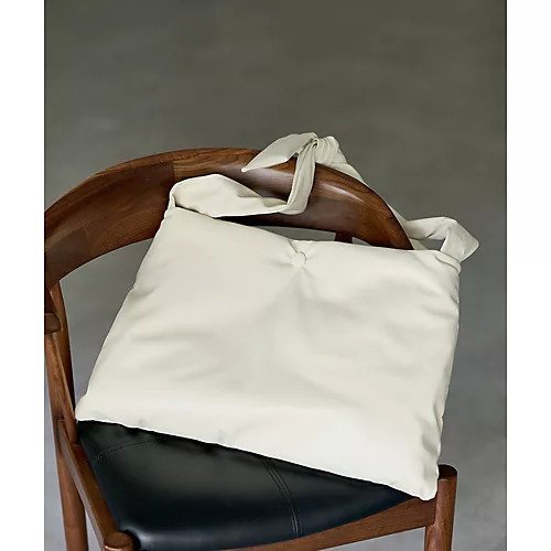 【ウィムガゼット/Whim Gazette】の【THE PAUSE】パフショルダーバッグ 人気、トレンドファッション・服の通販 founy(ファニー) ファッション Fashion レディースファッション Fashion for Women バッグ Bags ヴィンテージ Vintage Style グラデーション Gradient, Ombre ショルダー Shoulder, Shoulder Strap トレンド Trend, Trending Now フォルム Silhouette, Form ポケット Pocket, Pocket Detail ワーク Workwear, Utility Style 2023年 2023 2023-2024秋冬・A/W Autumn/Winter 2023–24 AW23–24 other-2|ID: prp329100004460188 ipo3291000000031239077