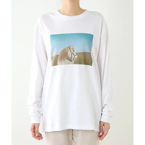 【ウィムガゼット/Whim Gazette】のフォトロングスリーブTシャツ 人気、トレンドファッション・服の通販 founy(ファニー) ファッション Fashion レディースファッション Fashion for Women トップス・カットソー Cut & Sew Tops シャツ・ブラウス・オフィスカジュアル Elegant Blouses & Button-Ups ロングTシャツ・Tシャツ Longline T-Shirts & Tees インナー Innerwear カットソー Cut and Sewn Top カーディガン Cardigan, Knitwear ジャケット Jacket, Outerwear フォルム Silhouette, Form フロント Front, Front Design プリント Print, Printed Pattern ベーシック Basic, Essential ボトム Bottoms, Lower Wear ロング Long, Long-Length 冬 Winter / This Winter おすすめ Recommended / Our Picks 2025年 2025 2025春夏・S/S Spring/Summer 2025 SS25 other-2|ID: prp329100004460223 ipo3291000000031239129