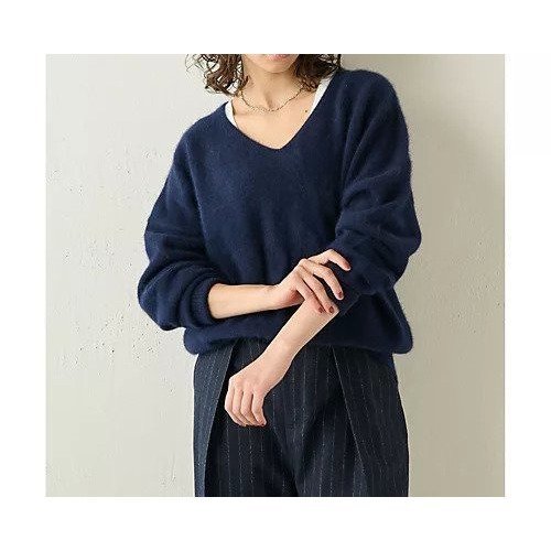【ウィムガゼット/Whim Gazette】のフォックスウールVネックプルオーバー インテリア・キッズ・メンズ・レディースファッション・服の通販 founy(ファニー) 　ファッション　Fashion　レディースファッション　WOMEN　トップス・カットソー　Tops/Tshirt　プルオーバー　Pullover　Vネック　V-Neck　2023年　2023　2023-2024秋冬・A/W　Aw/Autumn/Winter//Fw/Fall-Winter/2023-2024　おすすめ　Recommend　インナー　Inner　デコルテ　Decolletage　フォックス　Fox　ブライト　Bright　エレガント 上品　Elegant　定番　Standard　A/W・秋冬　Aw・Autumn/Winter・Fw・Fall-Winter　ネイビー|ID: prp329100004460243 ipo3291000000031217794