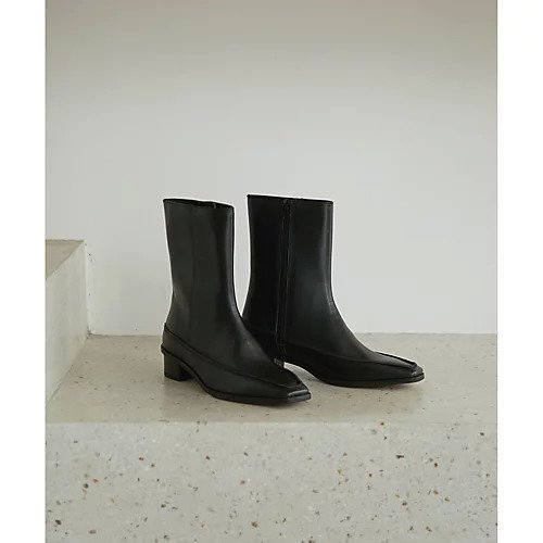 【ウィムガゼット/Whim Gazette】の【Hoaw.】スクエアブーツ インテリア・キッズ・メンズ・レディースファッション・服の通販 founy(ファニー) https://founy.com/ ファッション Fashion レディースファッション Fashion for Women アクセサリー Fashion Accessories シューズ Shoes, Footwear ショート Short, Short Length シンプル Simple, Minimal スクエア Square, Square Shape スタンダード Standard, Basic メンズ Men's, Menswear おすすめ Recommended / Our Picks 2023年 2023 2023-2024秋冬・A/W Autumn/Winter 2023–24 AW23–24 |ID: prp329100004460252 ipo3291000000031217841