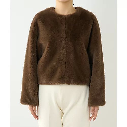 【ウィムガゼット/Whim Gazette】の【THE PAUSE】エコファーショートコート 人気、トレンドファッション・服の通販 founy(ファニー) 　ファッション　Fashion　レディースファッション　WOMEN　アウター　Coat Outerwear　コート　Coats　インナー　Inner　エレガント 上品　Elegant　ヴィンテージ　Vintage　カットソー　Cut And Sew　グラデーション　Gradation　コンパクト　Compact　ショート　Short　シンプル　Simple　ジャケット　Jacket　デニム　Denim　フェイク　Fake　フロント　Front　ボトム　Bottom　ワーク　Work　おすすめ　Recommend　2023年　2023　2023-2024秋冬・A/W　Aw/Autumn/Winter//Fw/Fall-Winter/2023-2024　other-2|ID: prp329100004460271 ipo3291000000031239189