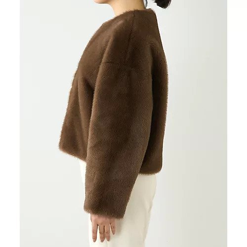 【ウィムガゼット/Whim Gazette】の【THE PAUSE】エコファーショートコート 人気、トレンドファッション・服の通販 founy(ファニー) 　ファッション　Fashion　レディースファッション　WOMEN　アウター　Coat Outerwear　コート　Coats　インナー　Inner　エレガント 上品　Elegant　ヴィンテージ　Vintage　カットソー　Cut And Sew　グラデーション　Gradation　コンパクト　Compact　ショート　Short　シンプル　Simple　ジャケット　Jacket　デニム　Denim　フェイク　Fake　フロント　Front　ボトム　Bottom　ワーク　Work　おすすめ　Recommend　2023年　2023　2023-2024秋冬・A/W　Aw/Autumn/Winter//Fw/Fall-Winter/2023-2024　other-3|ID: prp329100004460271 ipo3291000000031239190