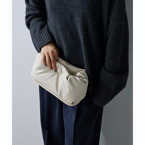 【ウィムガゼット/Whim Gazette】の【THE PAUSE】2wayパフチェーンショルダーバッグ 人気、トレンドファッション・服の通販 founy(ファニー) 　ファッション　Fashion　レディースファッション　Fashion for Women　バッグ　Bags　ヴィンテージ　Vintage Style　クラッチ　Clutch, Clutch Bag　グラデーション　Gradient, Ombre　コンパクト　Compact, Small Size　シンプル　Simple, Minimal　トレンド　Trend, Trending Now　フォルム　Silhouette, Form　ポケット　Pocket, Pocket Detail　ワーク　Workwear, Utility Style　2023年　2023　2023-2024秋冬・A/W　Autumn/Winter 2023–24 AW23–24　エレガント 上品　Elegant　other-3|ID: prp329100004460294 ipo3291000000031239222