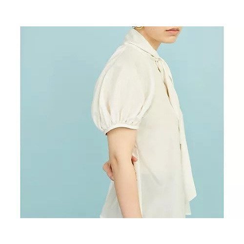 【ウィムガゼット/Whim Gazette】のボータイ半袖ブラウス 人気、トレンドファッション・服の通販 founy(ファニー) 　ファッション　Fashion　レディースファッション　Fashion for Women　トップス・カットソー　Cut & Sew Tops　シャツ・ブラウス・オフィスカジュアル　Elegant Blouses & Button-Ups　2022年　2022　2022 春夏 S/S　Spring/Summer 2022 SS22　おすすめ　Recommended / Our Picks　エレガント 上品　Elegant　ギャザー　Gathered, Ruffled　コンパクト　Compact, Small Size　シアー　Sheer, See-Through　スリーブ　Sleeve, Long Sleeve / Short Sleeve　ドレープ　Drape, Draping Fabric　バランス　Balance, Style Balance　フェミニン　Feminine, Girly　リボン　Ribbon, Bow　半袖　Short Sleeve, Half Sleeve　夏　Summer　other-3|ID: prp329100004460312 ipo3291000000031239246