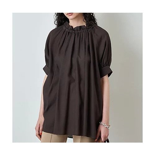 【ウィムガゼット/Whim Gazette】のギャザーネックブラウス インテリア・キッズ・メンズ・レディースファッション・服の通販 founy(ファニー) https://founy.com/ ファッション Fashion レディースファッション Fashion for Women トップス・カットソー Cut & Sew Tops シャツ・ブラウス・オフィスカジュアル Elegant Blouses & Button-Ups ウォッシャブル Machine Washable カフス Cuff Design ギャザー Gathered, Ruffled スリット Slit, Slit Detail スリーブ Sleeve, Long Sleeve / Short Sleeve バランス Balance, Style Balance フェミニン Feminine, Girly フリル Frill, Ruffle リボン Ribbon, Bow 2022年 2022 2022 春夏 S/S Spring/Summer 2022 SS22 エレガント 上品 Elegant |ID: prp329100004460320 ipo3291000000031218244