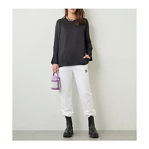 【ウィムガゼット/Whim Gazette】のシャイニー クルーネックブラウス 人気、トレンドファッション・服の通販 founy(ファニー) 　ファッション　Fashion　レディースファッション　Fashion for Women　トップス・カットソー　Cut & Sew Tops　シャツ・ブラウス・オフィスカジュアル　Elegant Blouses & Button-Ups　とろみ　Fluid, Flowy Fabric　クール　Cool, Chic　サテン　Satin, Glossy Fabric　シャイニー　Shiny, Glossy Finish　シルク　Silk, 100% Silk　スリット　Slit, Slit Detail　エレガント 上品　Elegant　other-2|ID: prp329100004460328 ipo3291000000031239273