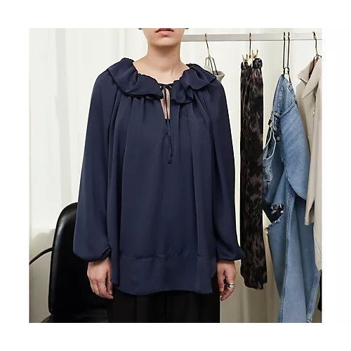 【ウィムガゼット/Whim Gazette】の【THE PAUSE】トロギャザーブラウス インテリア・キッズ・メンズ・レディースファッション・服の通販 founy(ファニー) 　ファッション　Fashion　レディースファッション　Fashion for Women　トップス・カットソー　Cut & Sew Tops　シャツ・ブラウス・オフィスカジュアル　Elegant Blouses & Button-Ups　ヴィンテージ　Vintage Style　クラシカル　Classical, Vintage-Inspired　グラデーション　Gradient, Ombre　サテン　Satin, Glossy Fabric　ストリング　String, Drawstring　スモック　Smock, Smock Dress　とろみ　Fluid, Flowy Fabric　デニム　Denim, Jeans Material　フェミニン　Feminine, Girly　フリル　Frill, Ruffle　フロント　Front, Front Design　ボトム　Bottoms, Lower Wear　ワーク　Workwear, Utility Style　おすすめ　Recommended / Our Picks　エレガント 上品　Elegant　ネイビー|ID: prp329100004460336 ipo3291000000031218355