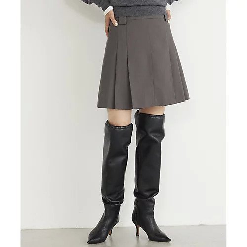 【ウィムガゼット/Whim Gazette】のタックミニスカート インテリア・キッズ・メンズ・レディースファッション・服の通販 founy(ファニー) 　ファッション　Fashion　レディースファッション　Fashion for Women　スカート　Skirts　ミニスカート　Mini Skirts　今季　This Season, Current Season　ジャケット　Jacket, Outerwear　スウェット / スエット　Sweatshirt, Sweatwear　トレンド　Trend, Trending Now　台形　A-Line, Trapezoid Shape　ブルゾン　Blouson, Bomber Jacket　プリーツ　Pleats, Pleated　ミニスカート　Mini Skirt, Short Skirt　ループ　Loop, Loop Knit　ロング　Long, Long-Length　おすすめ　Recommended / Our Picks　2023年　2023　2023-2024秋冬・A/W　Autumn/Winter 2023–24 AW23–24　エレガント 上品　Elegant　グレー|ID: prp329100004460369 ipo3291000000031218598