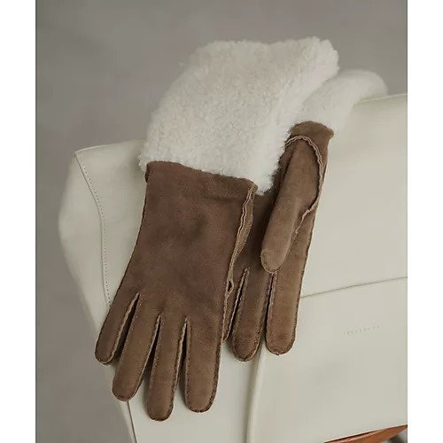 【ウィムガゼット/Whim Gazette】の【Sofia Gants】FURグローブ インテリア・キッズ・メンズ・レディースファッション・服の通販 founy(ファニー) https://founy.com/ ファッション Fashion レディースファッション Fashion for Women 2023年 2023 2023-2024秋冬・A/W Autumn/Winter 2023–24 AW23–24 おすすめ Recommended / Our Picks アクセサリー Fashion Accessories イタリア Italy ギフト プレゼント Gift / Present シンプル Simple, Minimal ラグジュアリー Luxury, Elegant エレガント 上品 Elegant 冬 Winter / This Winter A/W・秋冬 Autumn/Winter |ID: prp329100004460371 ipo3291000000031218609