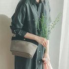 【トプカピ/TOPKAPI】の【VERY 10月号掲載】RIPPLE リプル ミニショルダー バッグ 人気、トレンドファッション・服の通販 founy(ファニー) 雑誌掲載アイテム Magazine Picks & Fashion Features ファッション雑誌 Fashion Magazines ヴェリィ VERY ファッション Fashion レディースファッション Fashion for Women バッグ Bags 10月号 October Issue おすすめ Recommended / Our Picks クール Cool, Chic ショルダー Shoulder, Shoulder Strap トラベル Travel, Travel Gear 人気 Popular, Best Seller 軽量 Lightweight, Ultra Light 雑誌 Magazine, Fashion Magazine thumbnail チャコールグレー|ID: prp329100004460620 ipo3291000000034816874