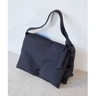 【ウィムガゼット/Whim Gazette】の【Hoaw.】ビッグショルダーバッグ 人気、トレンドファッション・服の通販 founy(ファニー) ファッション Fashion レディースファッション Fashion for Women バッグ Bags アクセサリー Fashion Accessories シューズ Shoes, Footwear ショルダー Shoulder, Shoulder Strap ビッグ Big, Oversized ポケット Pocket, Pocket Detail 2024年 2024 2024春夏・S/S Spring/Summer 2024 SS24 thumbnail ブラック|ID: prp329100004460675 ipo3291000000031220748