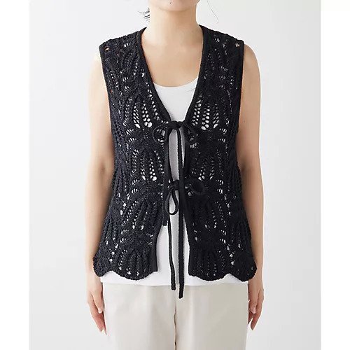 【ウィムガゼット/Whim Gazette】のスカシアミニットジレ 人気、トレンドファッション・服の通販 founy(ファニー) 　ファッション　Fashion　レディースファッション　Fashion for Women　アウター　Coat / Outerwear Collection　トップス・カットソー　Cut & Sew Tops　ニット　Knit Tops & Sweaters　ベスト&ジレ / 重ね着スタイル　Vests & Gilets　アクセサリー　Fashion Accessories　インナー　Innerwear　春　Spring　キャミソール　Camisole, Spaghetti Strap Top　シアー　Sheer, See-Through　シンプル　Simple, Minimal　ジャケット　Jacket, Outerwear　透かし　Cut-Out, Lacework　長袖　Long Sleeve, Full Sleeve　フロント　Front, Front Design　ベスト　Vest, Waistcoat　リボン　Ribbon, Bow　レース　Lace, Lace Fabric　S/S・春夏　SS, Spring/Summer, Warm Season　夏　Summer　2024年　2024　2024春夏・S/S　Spring/Summer 2024 SS24　other-2|ID: prp329100004460796 ipo3291000000031240304