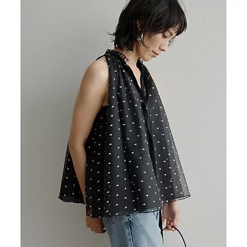 【ウィムガゼット/Whim Gazette】のドットシアーノースリ インテリア・キッズ・メンズ・レディースファッション・服の通販 founy(ファニー) https://founy.com/ ファッション Fashion レディースファッション Fashion for Women オーガンジー Organza Fabric ギャザー Gathered, Ruffled シアー Sheer, See-Through ドット Polka Dot, Dot Pattern ノースリーブ Sleeveless, No-Sleeve フォルム Silhouette, Form プリーツ Pleats, Pleated ボトム Bottoms, Lower Wear リボン Ribbon, Bow 2024年 2024 2024春夏・S/S Spring/Summer 2024 SS24 エレガント 上品 Elegant |ID: prp329100004460891 ipo3291000000031222032