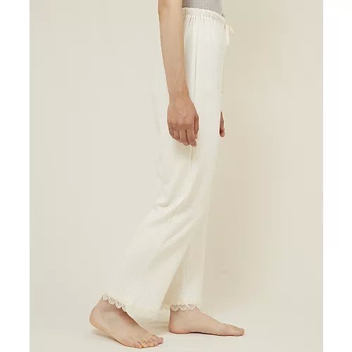 【ナナデコール/nanadecor】のスズランレースパンツ 人気、トレンドファッション・服の通販 founy(ファニー) ファッション Fashion レディースファッション Fashion for Women パンツ Pants & Trousers カットソー Cut and Sewn Top パジャマ Pajamas, Sleepwear フェミニン Feminine, Girly リラックス Relax, Relaxed Fit レース Lace, Lace Fabric 定番 Standard, Basic Item other-3|ID: prp329100004460947 ipo3291000000034187782