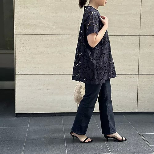 【ミズイロ インド/mizuiro ind】のレースクルーネックチュニックシャツ 人気、トレンドファッション・服の通販 founy(ファニー) 　ファッション　Fashion　レディースファッション　Fashion for Women　トップス・カットソー　Cut & Sew Tops　シャツ・ブラウス・オフィスカジュアル　Elegant Blouses & Button-Ups　インナー　Innerwear　カーディガン　Cardigan, Knitwear　キャミソール　Camisole, Spaghetti Strap Top　ジャケット　Jacket, Outerwear　タンク　Tank Top, Sleeveless Top　フラワー　Flower, Floral　モチーフ　Motif, Design Theme　夏　Summer　洗える　Machine Washable　other-3|ID: prp329100004460952 ipo3291000000035914444