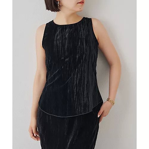 【ウィムガゼット/Whim Gazette】のタテジワベルベットノースリーブプルオーバー 人気、トレンドファッション・服の通販 founy(ファニー) 　ファッション　Fashion　レディースファッション　Fashion for Women　トップス・カットソー　Cut & Sew Tops　キャミソール&ノースリーブ　Camisoles & Sleeveless Tops　カジュアルプルオーバー・ニットトップス　Pullovers & Knit Tops / Casual Pullovers　2024年　2024　2024春夏・S/S　Spring/Summer 2024 SS24　おすすめ　Recommended / Our Picks　ストレッチ　Stretch, Stretchy Fabric　セットアップ　Set-Up, Coordinated Outfit　ノースリーブ　Sleeveless, No-Sleeve　プリーツ　Pleats, Pleated　ベルベット　Velvet, Velvety　ランダム　Random, Irregular　ヴィンテージ　Vintage Style　今季　This Season, Current Season　other-2|ID: prp329100004461114 ipo3291000000031241072