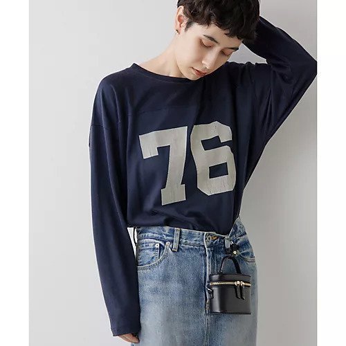 【ウィムガゼット/Whim Gazette】のフットボールロングTシャツ インテリア・キッズ・メンズ・レディースファッション・服の通販 founy(ファニー) 　雑誌掲載アイテム　Magazine Picks & Fashion Features　ファッション雑誌　Fashion Magazines　オッジ　Oggi　オトナミューズ　otona MUSE　ファッション　Fashion　レディースファッション　Fashion for Women　トップス・カットソー　Cut & Sew Tops　シャツ・ブラウス・オフィスカジュアル　Elegant Blouses & Button-Ups　ロングTシャツ・Tシャツ　Longline T-Shirts & Tees　ヴィンテージ　Vintage Style　11月号　November Issue　雑誌　Magazine, Fashion Magazine　長袖　Long Sleeve, Full Sleeve　プリント　Print, Printed Pattern　ロング　Long, Long-Length　2024年　2024　2024-2025秋冬・A/W　Autumn/Winter 2024–25 AW24–25　ネイビー|ID: prp329100004461211 ipo3291000000031223912