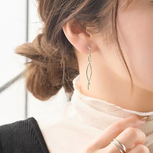 【フィービィー/phoebe】の【金属アレルギー対応】【痛くないシリーズ】スウィングクリスタルループフィットイヤリング シルバー インテリア・キッズ・メンズ・レディースファッション・服の通販 founy(ファニー) https://founy.com/ ファッション Fashion レディースファッション WOMEN ジュエリー Jewelry リング Rings イヤリング Earrings イヤリング Earrings コーティング Coating シルバー Silver シンプル Simple スタイリッシュ Stylish ロング Long エレガント 上品 Elegant 軽量 Lightweight |ID: prp329100004461312 ipo3291000000031660848