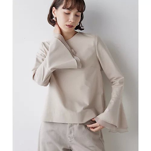 【ウィムガゼット/Whim Gazette】のペプラムスリーブブラウス インテリア・キッズ・メンズ・レディースファッション・服の通販 founy(ファニー) 　ファッション　Fashion　レディースファッション　Fashion for Women　トップス・カットソー　Cut & Sew Tops　シャツ・ブラウス・オフィスカジュアル　Elegant Blouses & Button-Ups　2024年　2024　2024-2025秋冬・A/W　Autumn/Winter 2024–25 AW24–25　おすすめ　Recommended / Our Picks　エレガント 上品　Elegant　シアー　Sheer, See-Through　ジャケット　Jacket, Outerwear　フリル　Frill, Ruffle　ペプラム　Peplum, Flared Hem　ベージュ|ID: prp329100004461534 ipo3291000000031225530