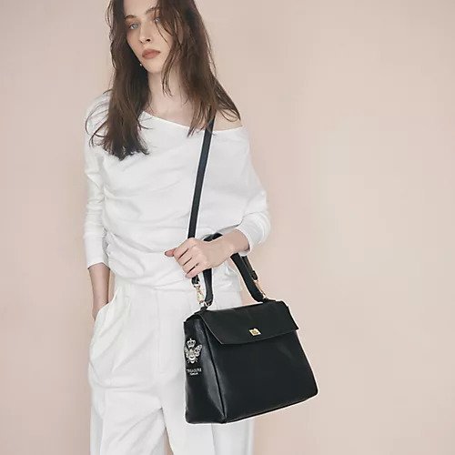 【トプカピ/TOPKAPI】の【TREASURE TOPKAPI】スムースレザー ハチ 刺しゅう ショルダーバッグ インテリア・キッズ・メンズ・レディースファッション・服の通販 founy(ファニー) https://founy.com/ ファッション Fashion レディースファッション Fashion for Women バッグ Bags ショルダー Shoulder, Shoulder Strap 財布 Wallet, Purse フラップ Flap, Flap Pocket |ID: prp329100004461615 ipo3291000000034337053