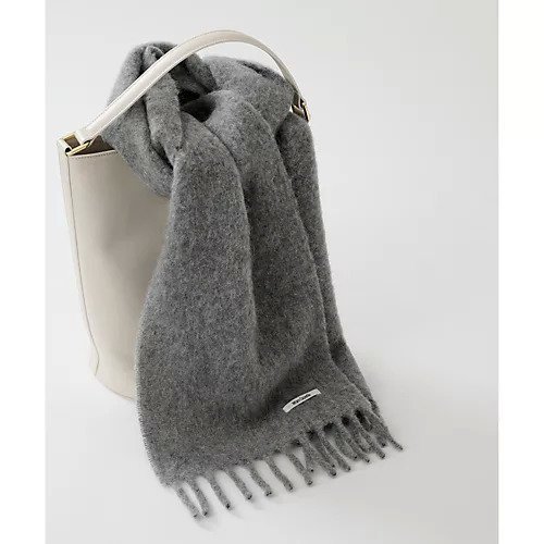 【ウィムガゼット/Whim Gazette】のブークレー無地ストール インテリア・キッズ・メンズ・レディースファッション・服の通販 founy(ファニー) ファッション Fashion レディースファッション Fashion for Women 2024年 2024 2024-2025秋冬・A/W Autumn/Winter 2024–25 AW24–25 ストール Stole, Wrap フリンジ Fringe, Tassel 無地 Plain, Solid Color グレー|ID: prp329100004461874 ipo3291000000031227384