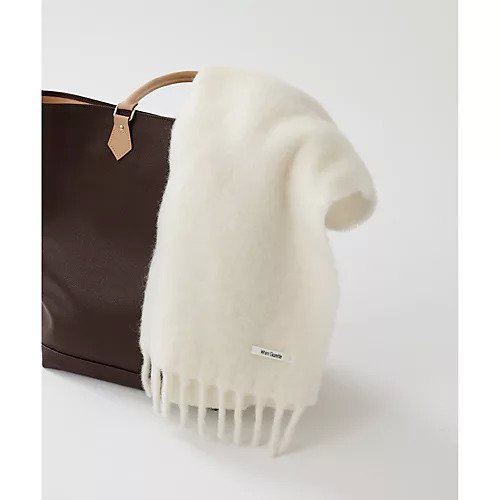 【ウィムガゼット/Whim Gazette】のブークレー無地ストール 人気、トレンドファッション・服の通販 founy(ファニー) ファッション Fashion レディースファッション Fashion for Women 2024年 2024 2024-2025秋冬・A/W Autumn/Winter 2024–25 AW24–25 ストール Stole, Wrap フリンジ Fringe, Tassel 無地 Plain, Solid Color other-2|ID: prp329100004461874 ipo3291000000031243006