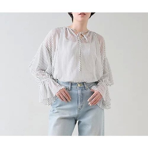 【マルティニーク/martinique】のシフォンギャザーブラウス インテリア・キッズ・メンズ・レディースファッション・服の通販 founy(ファニー) https://founy.com/ ファッション Fashion レディースファッション Fashion for Women トップス・カットソー Cut & Sew Tops シャツ・ブラウス・オフィスカジュアル Elegant Blouses & Button-Ups おすすめ Recommended / Our Picks ギャザー Gathered, Ruffled シフォン Chiffon, Lightweight Fabric スリーブ Sleeve, Long Sleeve / Short Sleeve デニム Denim, Jeans Material フリル Frill, Ruffle ボトム Bottoms, Lower Wear |ID: prp329100004461880 ipo3291000000035915009