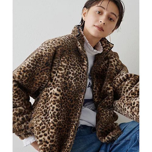 【ウィムガゼット/Whim Gazette】の【15th Anniversary】レオパードファーブルゾン 人気、トレンドファッション・服の通販 founy(ファニー) 　ファッション　Fashion　レディースファッション　Fashion for Women　アウター　Coat / Outerwear Collection　ブルゾンジャケット・スポーティアウター　Blouson Jackets　アクセサリー　Fashion Accessories　イタリア　Italy　コクーン　Cocoon, Cocoon Silhouette　ジャケット　Jacket, Outerwear　チェーン　Chain, Chain Strap　デニム　Denim, Jeans Material　パイピング　Piping, Trim Design　フェイクファー　Faux Fur, Imitation Fur　ブルゾン　Blouson, Bomber Jacket　レオパード　Leopard, Animal Print　2024年　2024　エレガント 上品　Elegant　2024-2025秋冬・A/W　Autumn/Winter 2024–25 AW24–25　 other-1|ID: prp329100004461909 ipo3291000000031227582